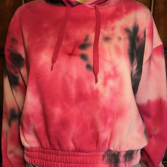 Raspberry Fleece Lined Cotton Blend Cropped Tie Dye Sweatshirt Hoodie - Picture 12 of 15